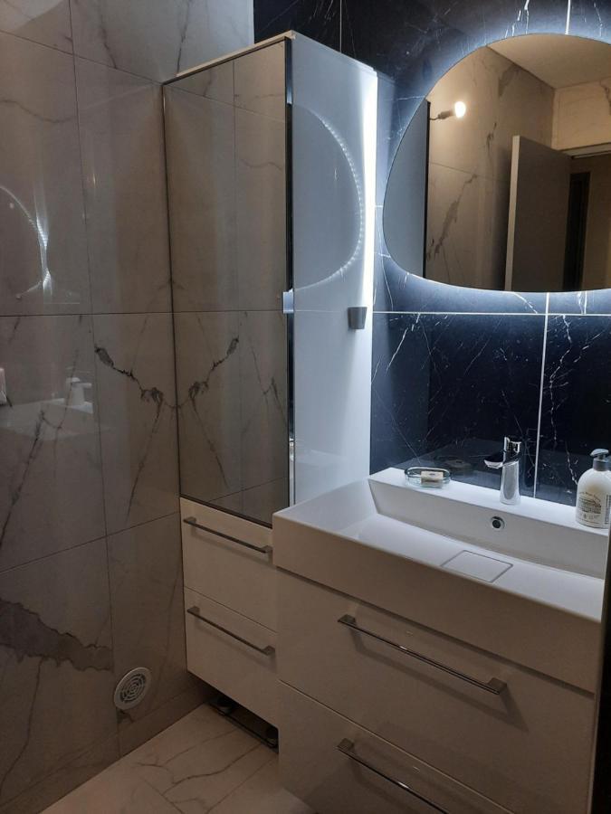 Mon Petit Paradis, Cassis Centre Apt 90 M2, 200 M Mer, Terr Plein Sud, Clim Park Prive Kültér fotó